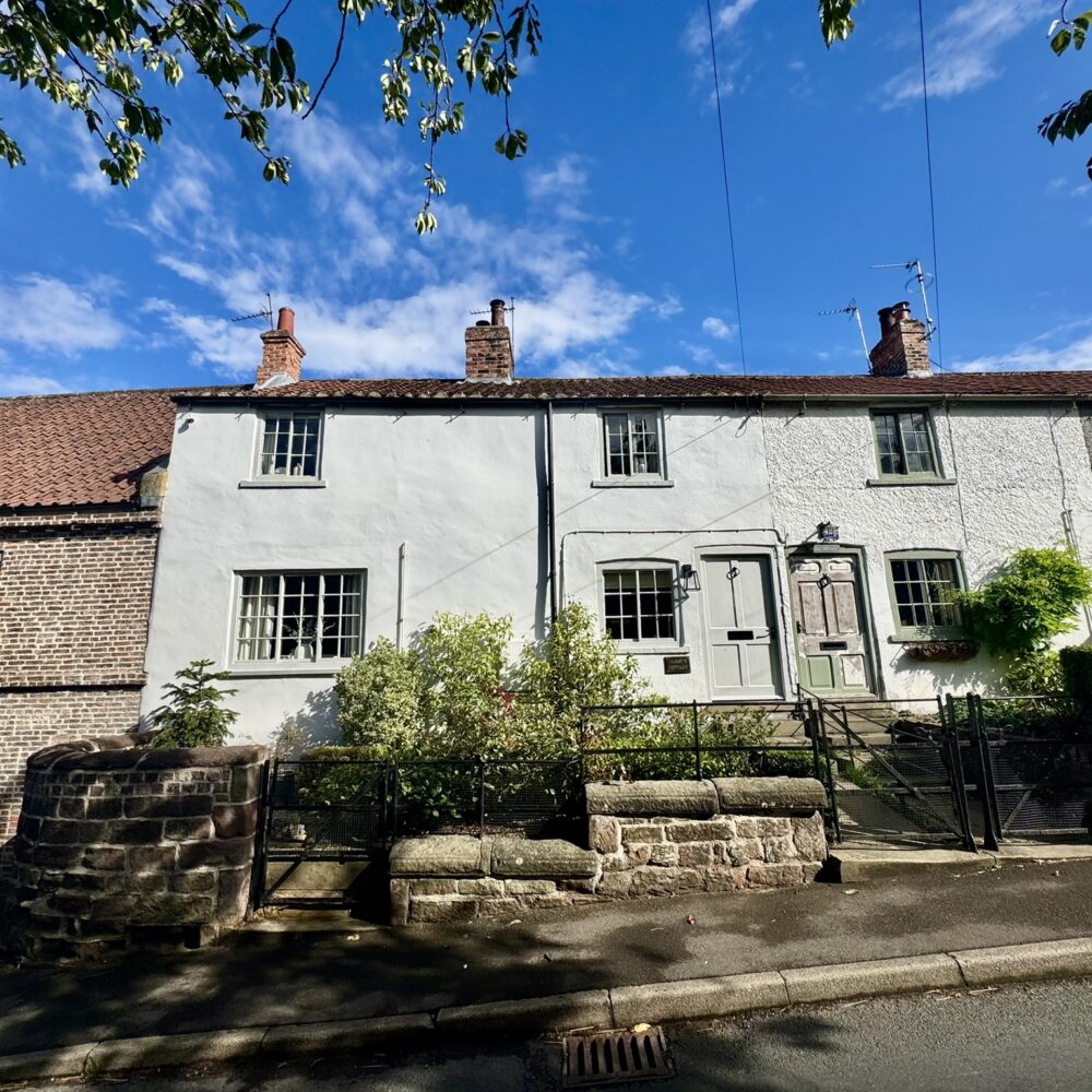 Harrys Cottage, Aldborough, YO51 9ES