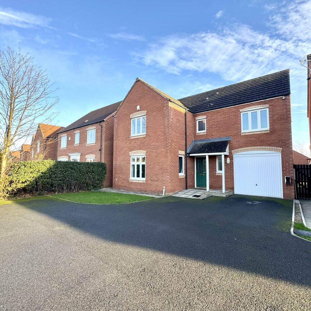 Hillbrook Crescent, Ingleby Barwick, TS17 5BN