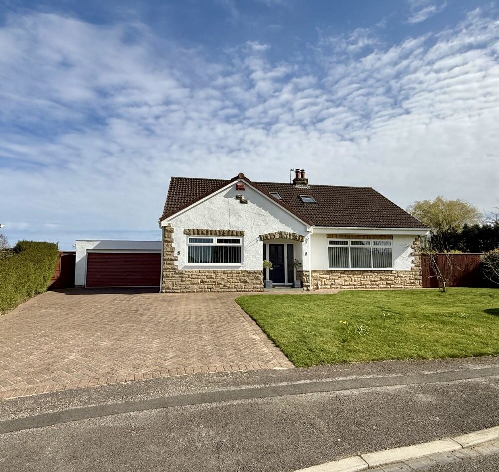 Braeside, Kirklevington, TS15 9NB