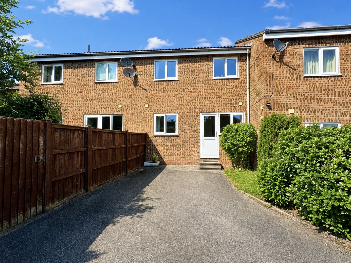 Northfields, Hutton Rudby, TS15 0LA - Image 10