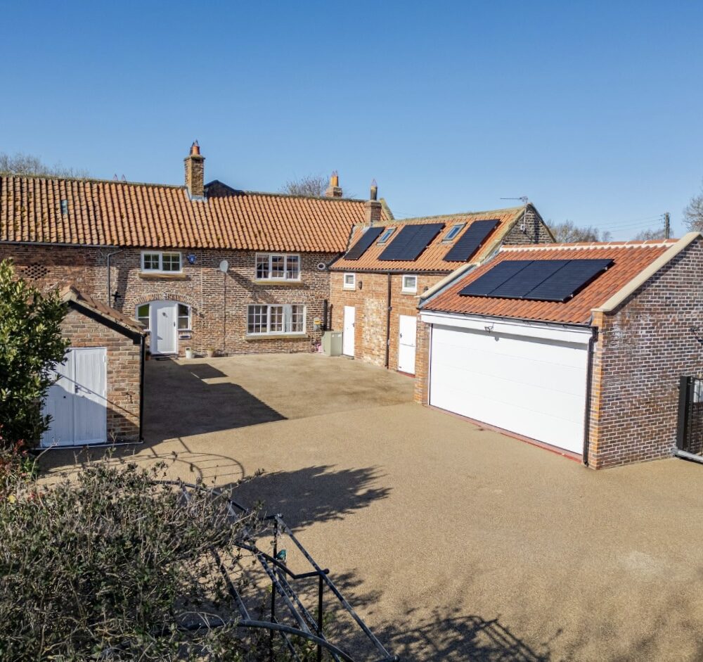 Tame Bridge Farm House, Tame Bridge, TS9 5LF