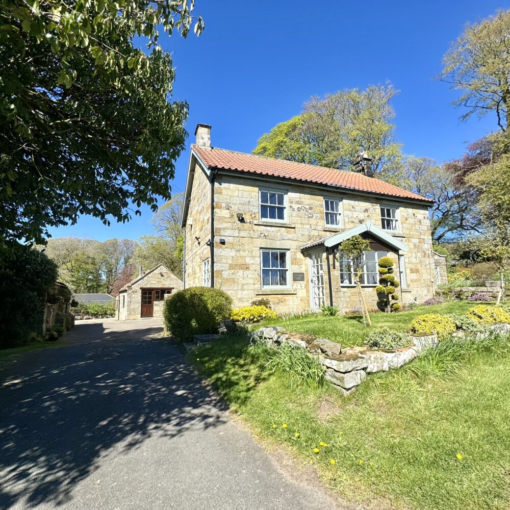 Rievaulx House, Chop Gate, TS9 7HY